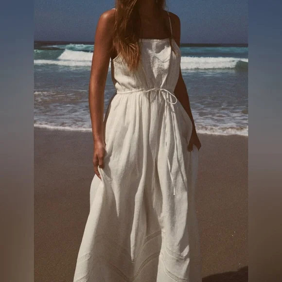 a-line formal dresses for women Berylove Women Black and White Formal Dress A-Line High Neck Maxi Evening Dress, Black / US14 main image 0